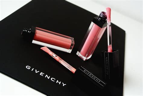 Givenchy Gloss Interdit Vinyl – Review and Swatches